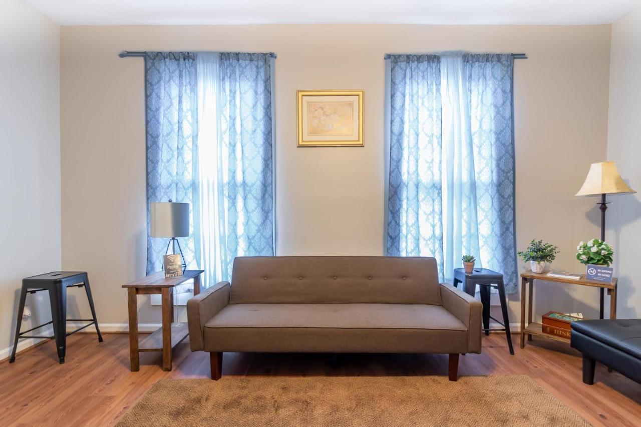 קולומבוס Sunny Sweetheart-Front Apartment Near Riverwalk מראה חיצוני תמונה